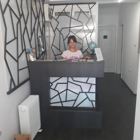Mario Sunce Apartmani Ni Kültér fotó